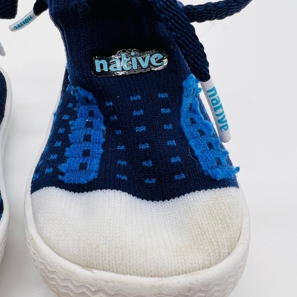 NATIVE WATER SHOES - ESTIMATED SIZE CHILD 2 - Navy - Picture 2 of 9